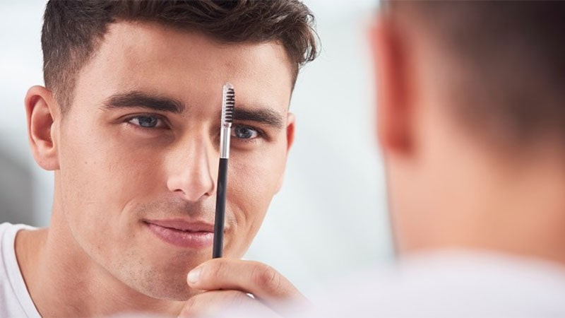 کاشت ابرو برای مردان چگونه است؟ کاشت ابرو برای مردان چگونه است؟